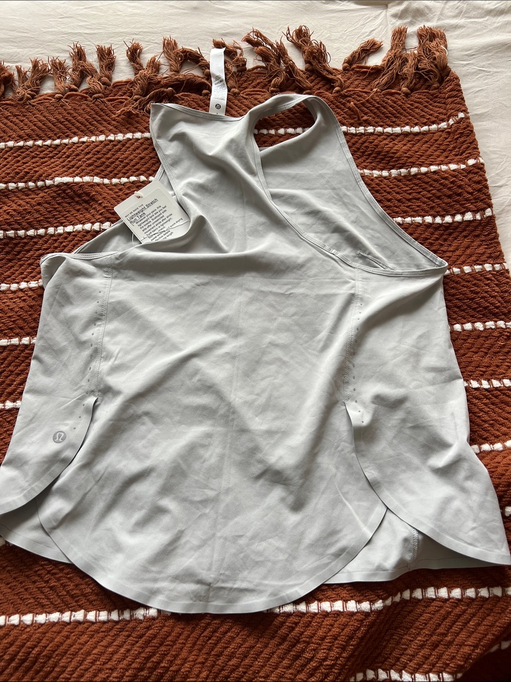 Lululemon Lightweight Stretch Run Tank - Picture 5 of 7
